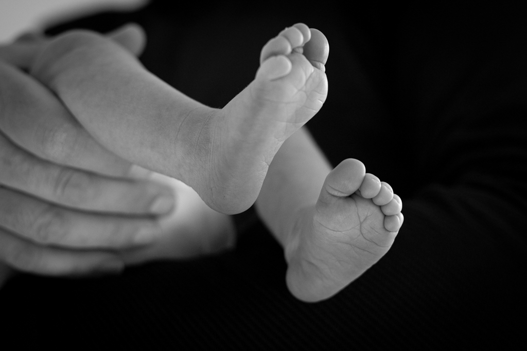 foto de pies de bebe newborn 