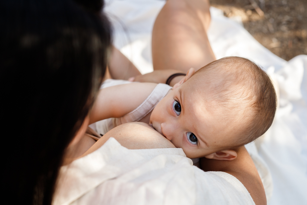 Fotógrafa maternidad y lactancia